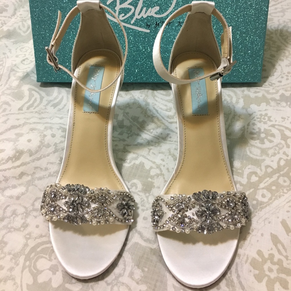 Betsey Johnson Gina Ivory Sandals